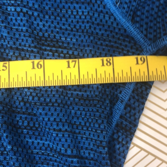 - Champion top short sleeve - Picture 6 of 8